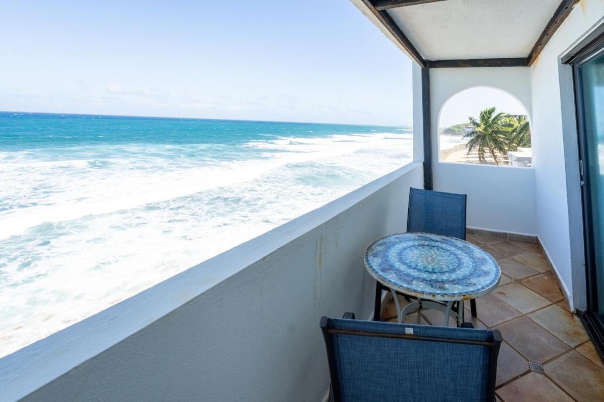 4 Bedroom Kikita Beach Villa Oceanfront W Pool Дорадо Екстериор снимка
